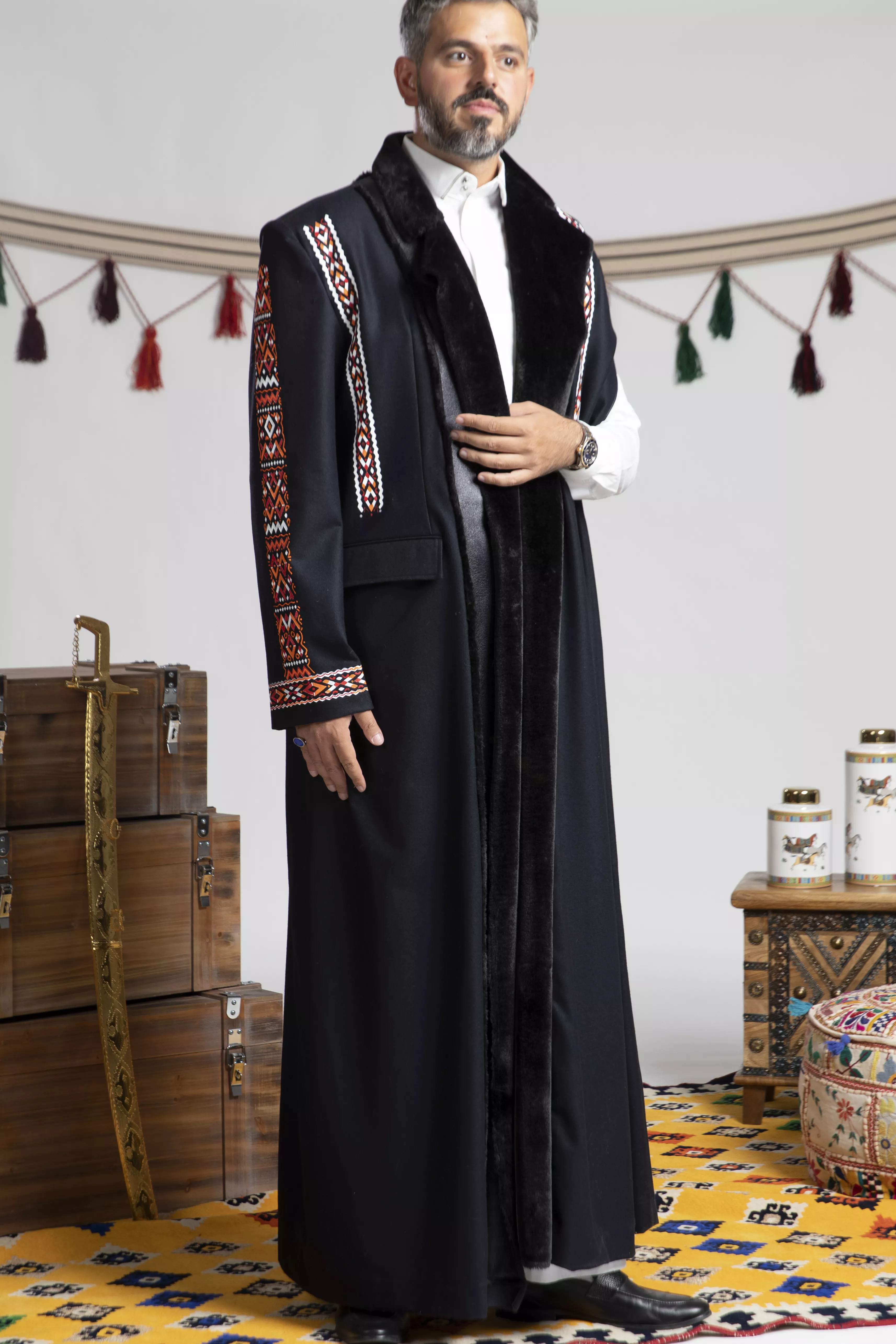 Mens Bisht