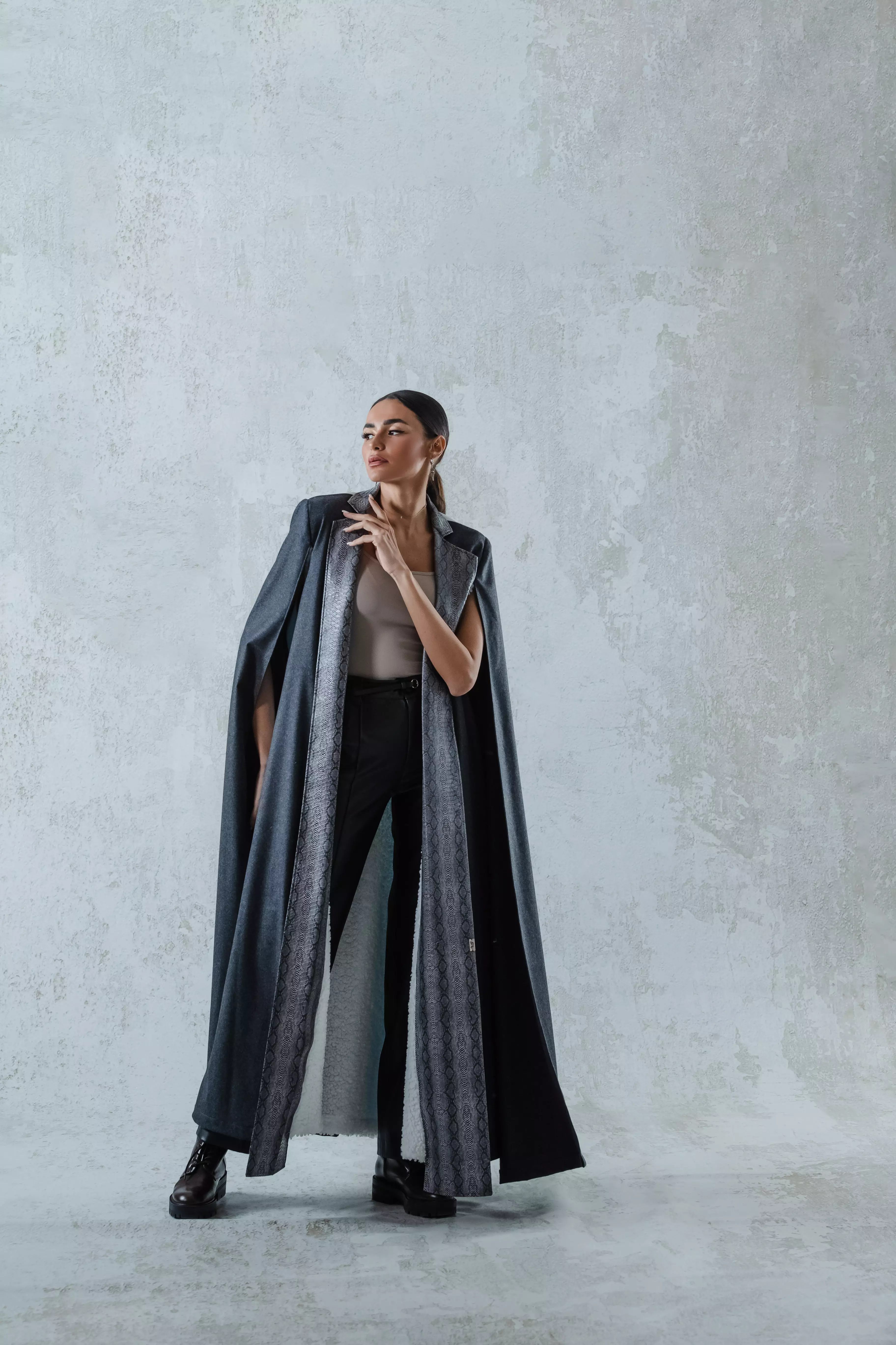 Women's Cape