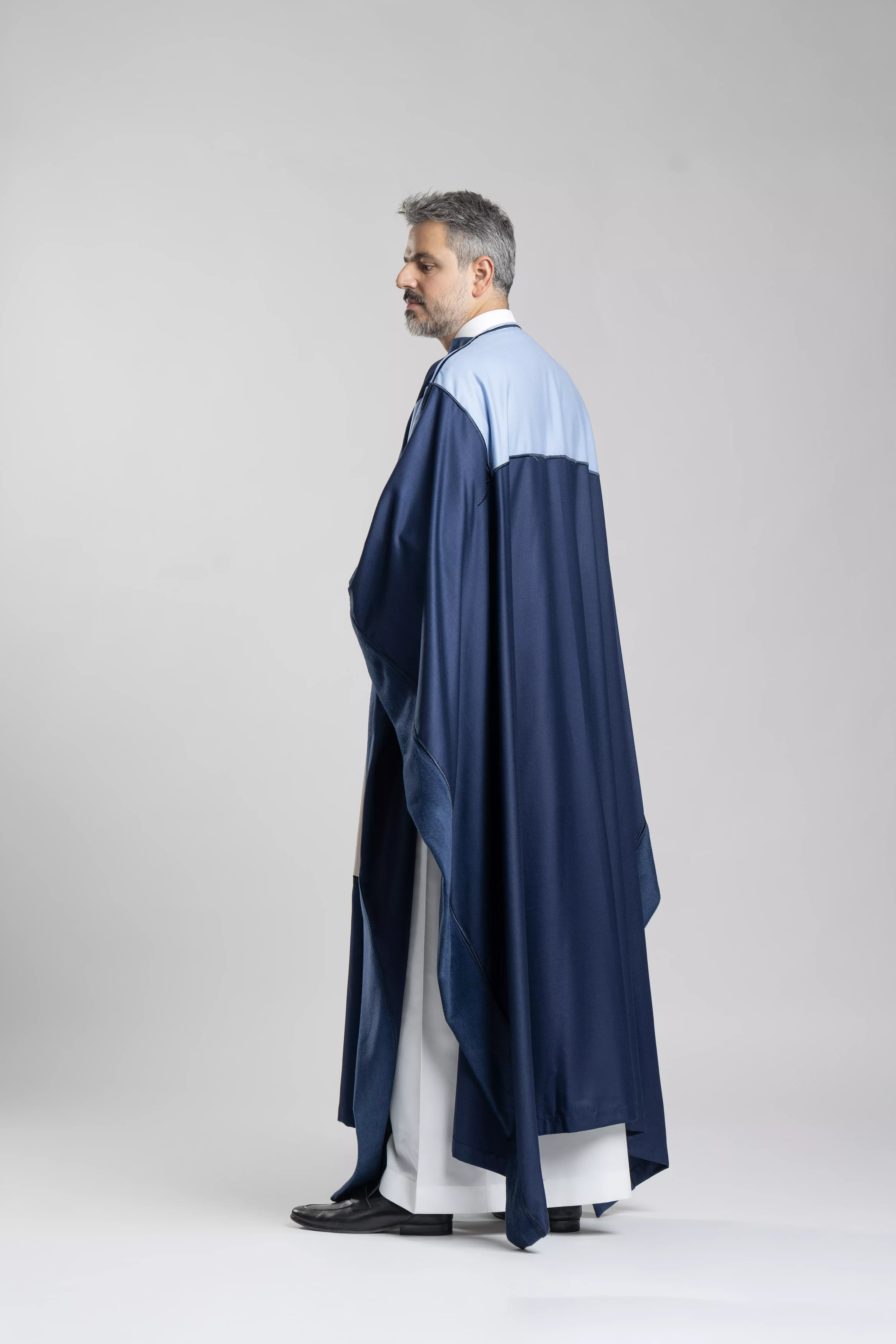 Mens Bisht