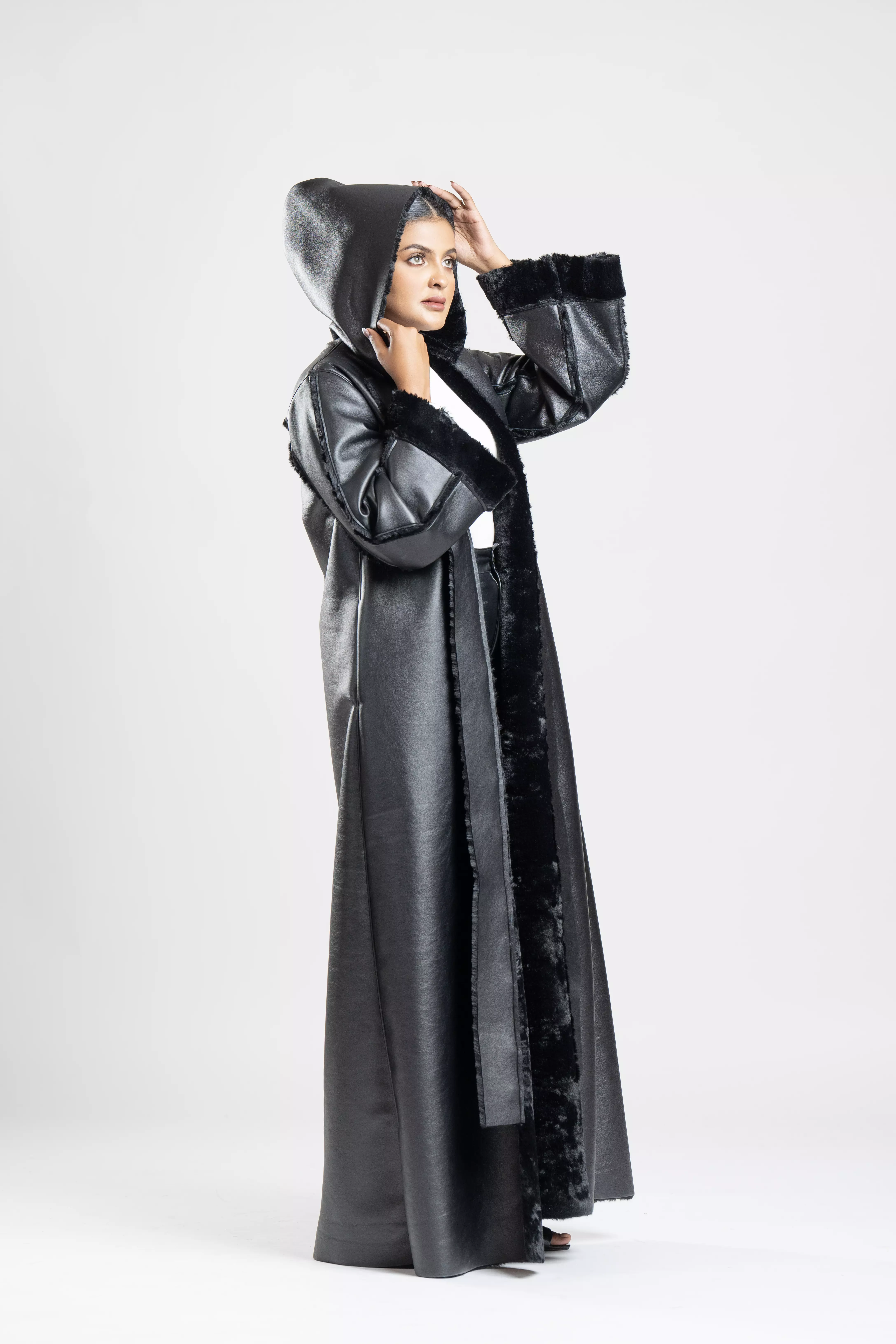Women's Farwa