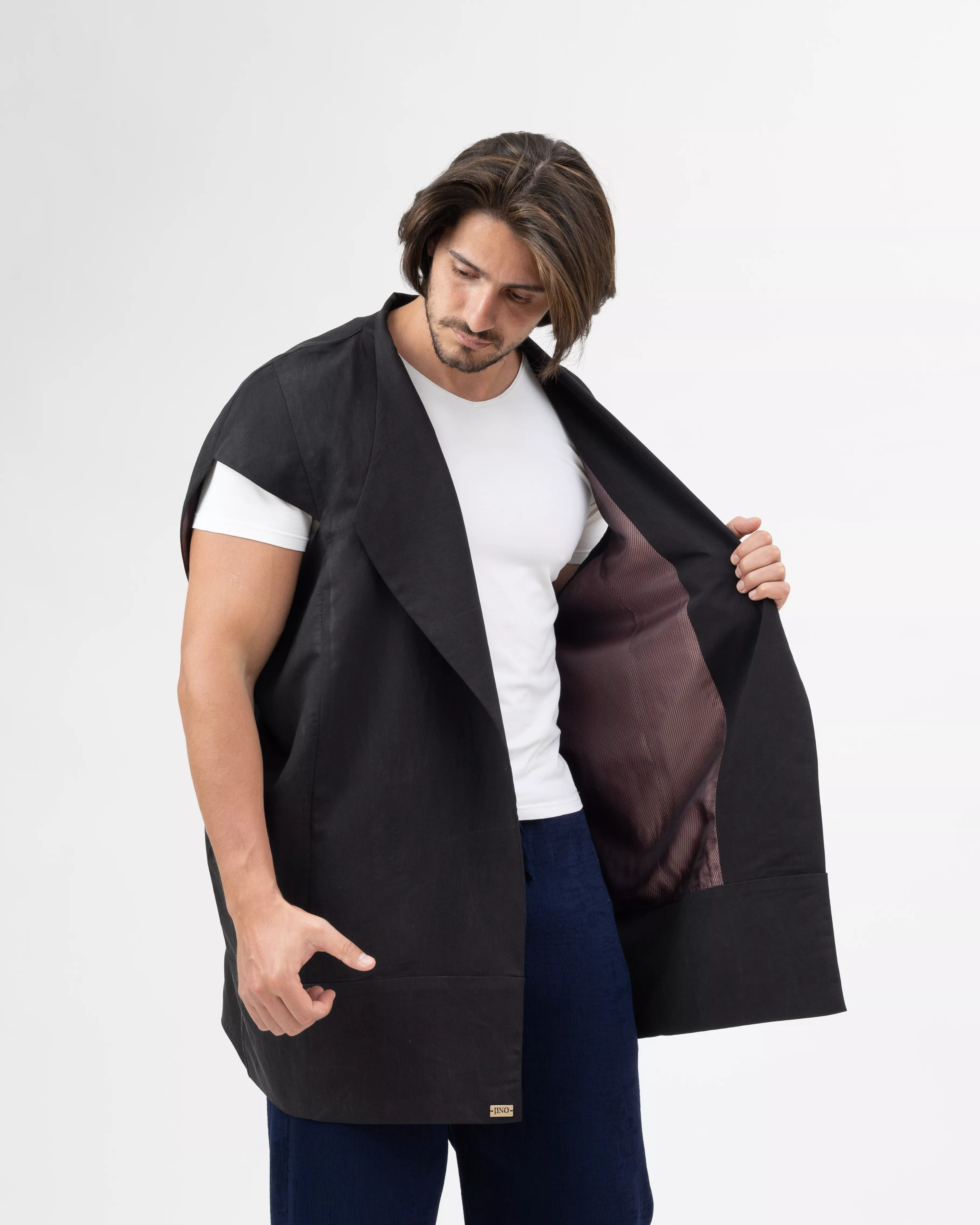 Obsidian Jino Vest