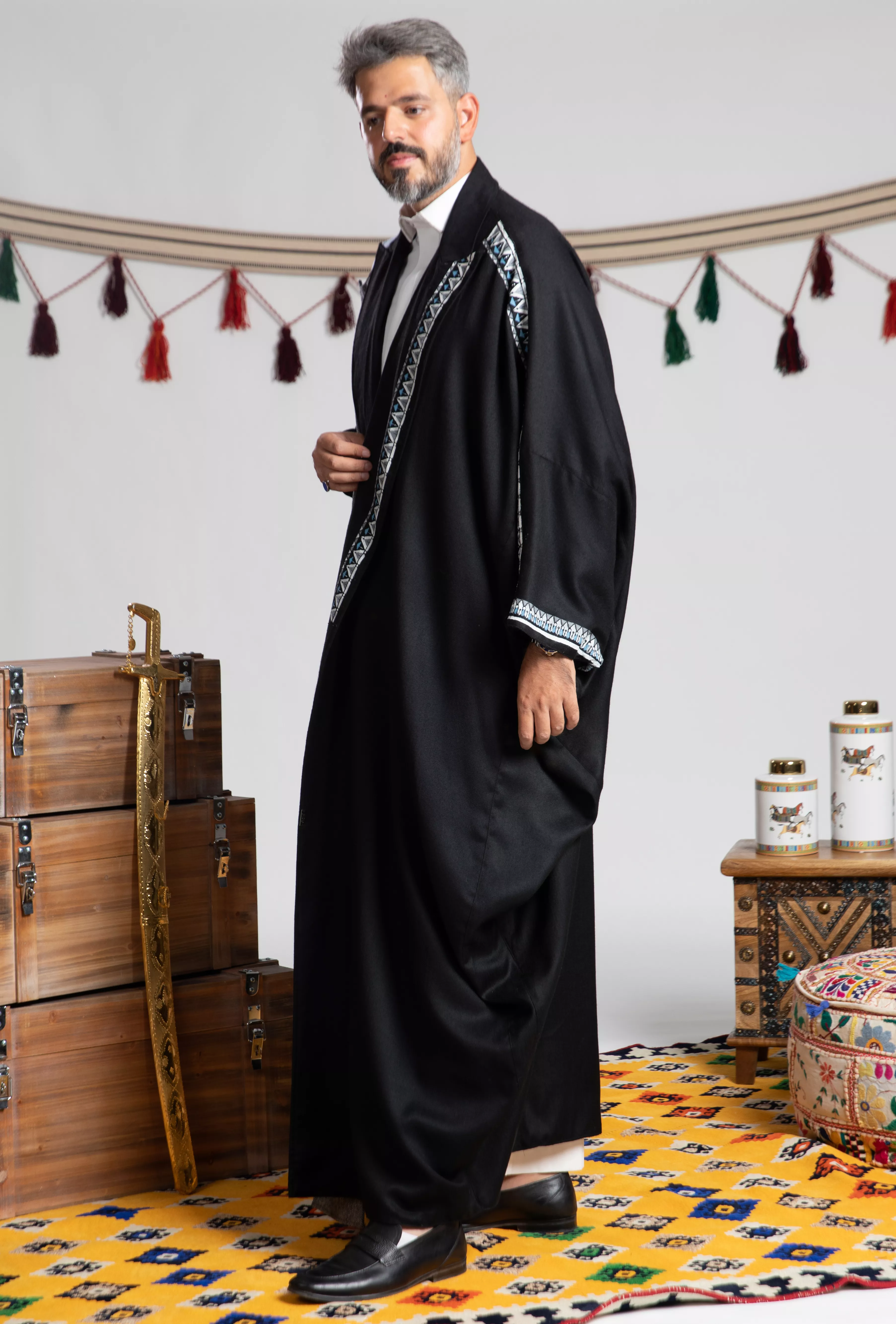 Mens Bisht